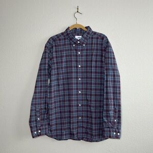 Sonoma Men’s Checkered Long Sleeve But ton down Shirt